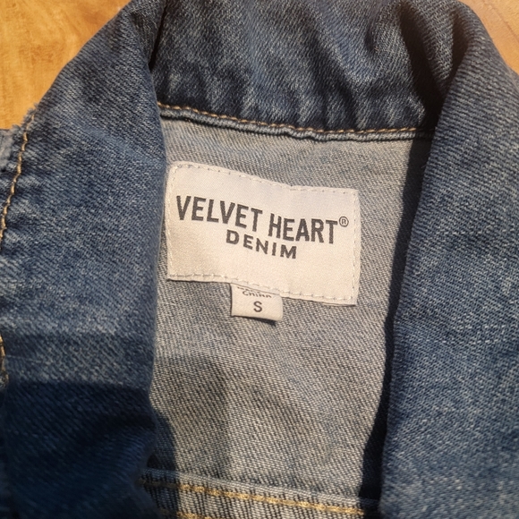 Jean jacket - Picture 2 of 2